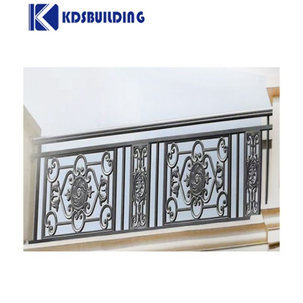 China Supplier Waterproof Hurricane Impact Stair Garden Fence Panels Outdoor Temporary Fencing