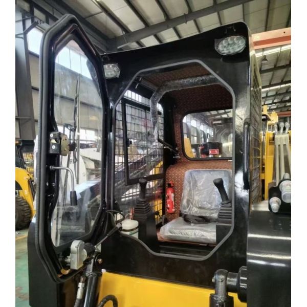 1050kg Skid Steer Machine JC75 with Yanmar Engine Hot Sale in Zambia