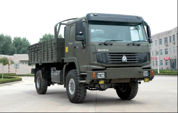 Quality sinotruk howo 4x4 cargo trucks / lorry  for sale for sale
