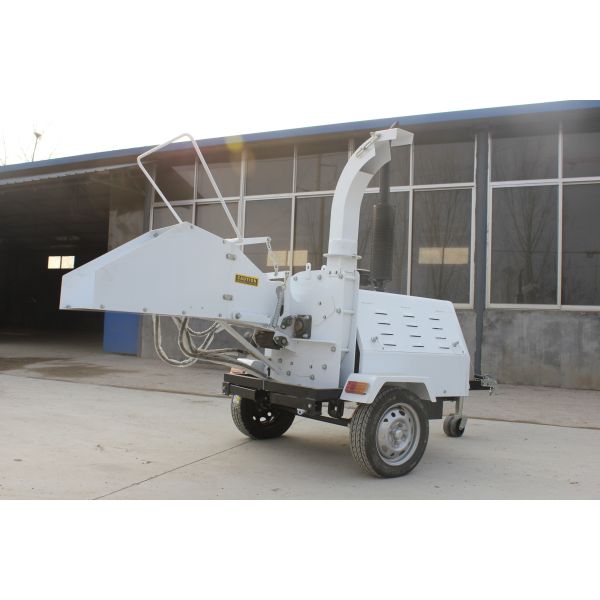 DH40 Diesel Engine Wood Chipper. double hydraulic feeding type, high efficiency