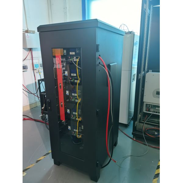 IP56 51.2 Volt 1000Ah Lithium Battery Cabinet For Car Charging Home