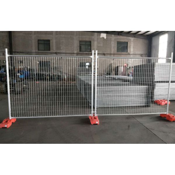 Standard Temporary Mesh Fence Galvanized Construction Fencing