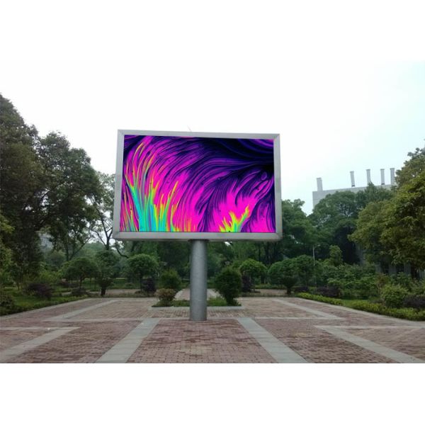 Double Pillar Type P10 Outdoor LED Displays IP65 Billboard Led Screen