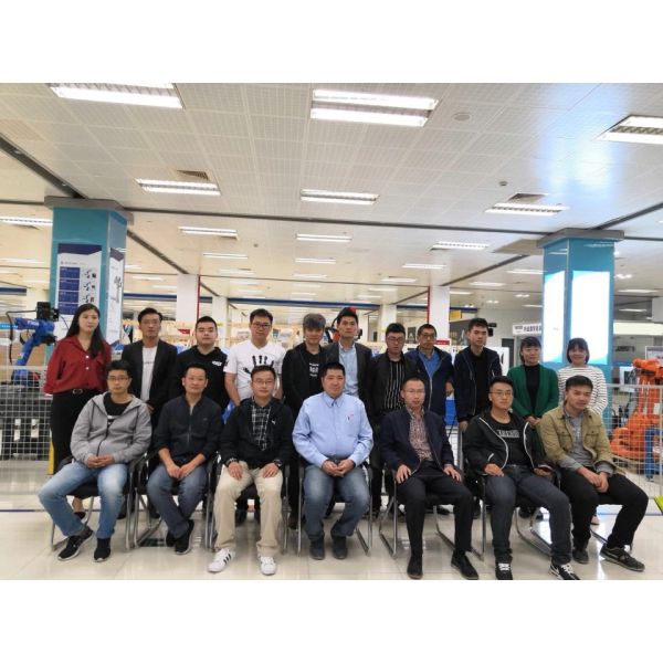 ABB IRB 140 small industrial robot arm with fast response 6-axes robot arm totally application Cleaning/Spraying robot