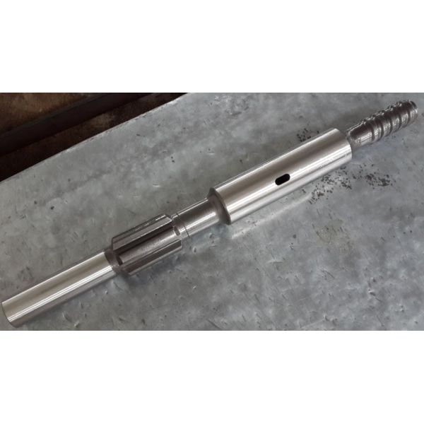 High Precision Rock Drill Rod Rod R25 R28 R32 Thread With 610 - 6400mm Length