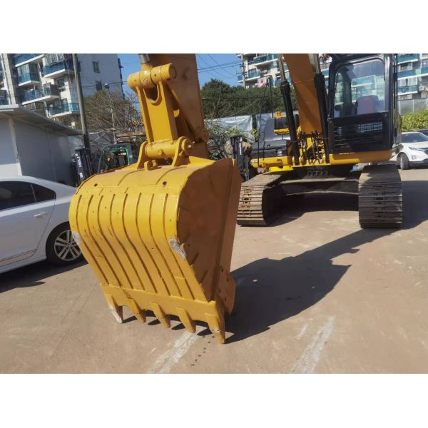 CAT Excavator 320D 1M Bucket Capacity 20T Operating Weight Low Working Hours