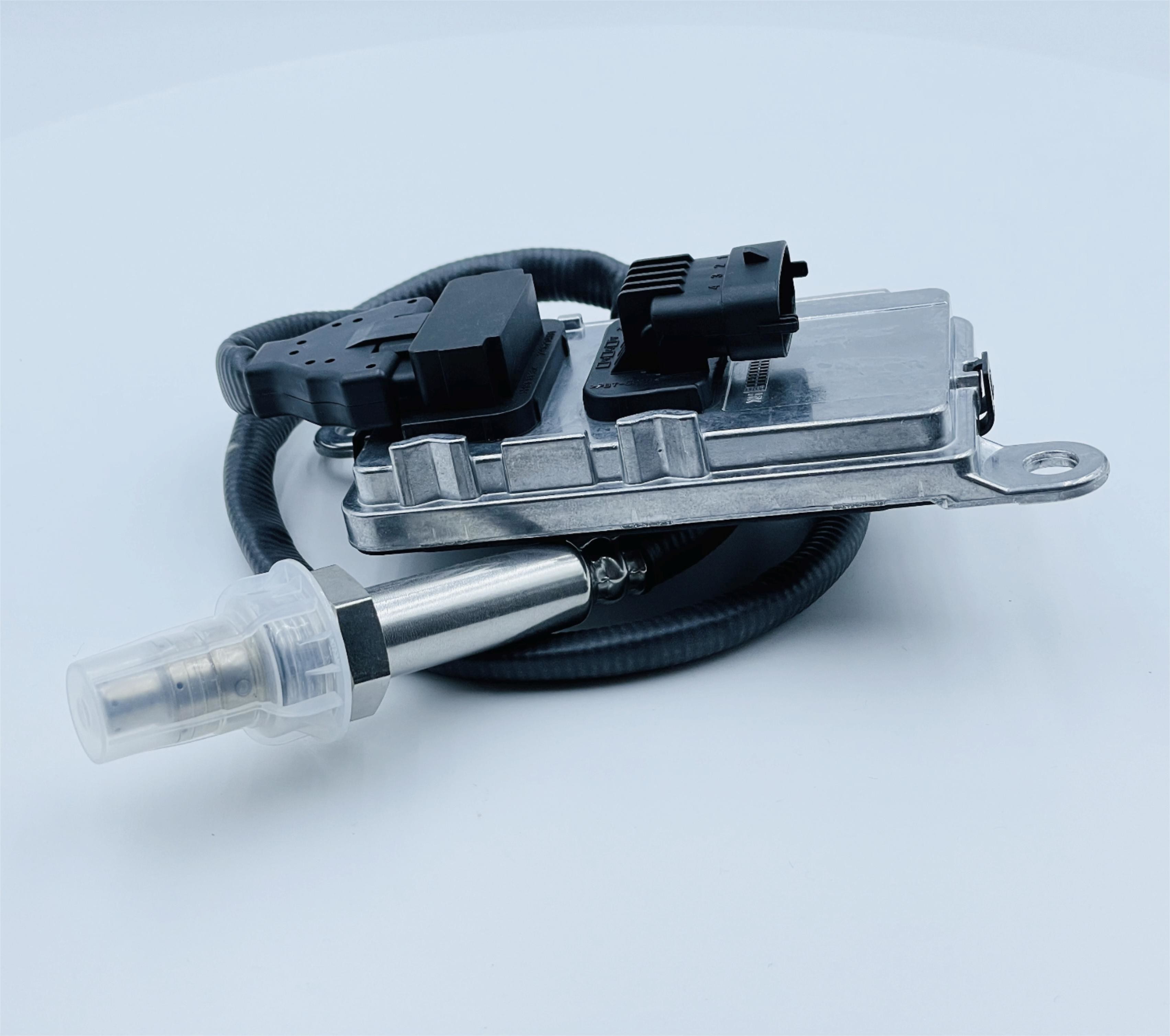 China 5WK96756 Uninox Nitrogen Oxide NOx Sensor OEM A2C1307510001 wholesale