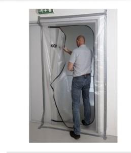China Anti Dust Transparent PVC Door Disposable Plastic Zipper Door Magnetic Film Door wholesale