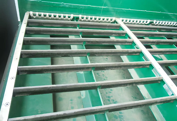 Channel protector nitrile 26-1/8″