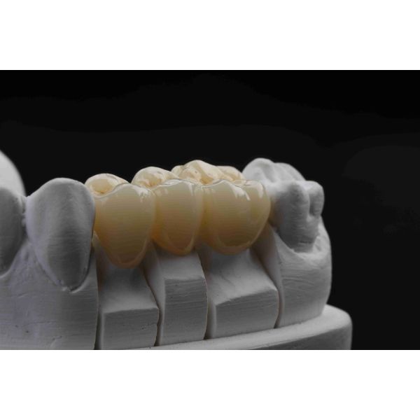 Pre Colored 98*16mm 3D Multilayer Zirconia Block