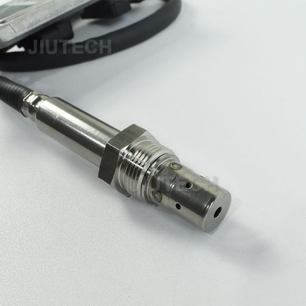 2011648 5WK96619D Nitrogen Oxygen Sensor For DAF Nox Senor