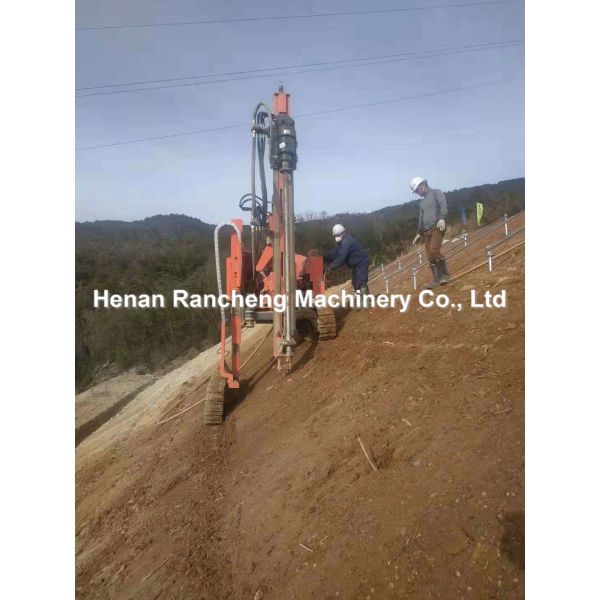 114HP Drilling Rig Machine / Photovoltaic Pile Driver / Machine / Equipment For Solar Pile Installation