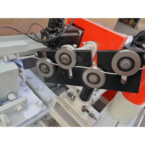 3.8kw Diamond Mesh Making Machine , Fully Automatic Chain Link Fence Machine