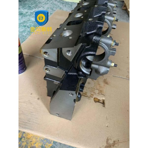 ISUZU Diesel Engine Spare Parts , Excavator ZAX240 ZAX250-3 Diesel Engine ISUZU 4HK1 Cylinder Head