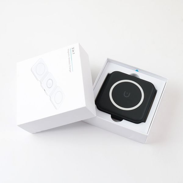 3 In 1 Magnetic Travel Wireless Charging Station Multiple Device