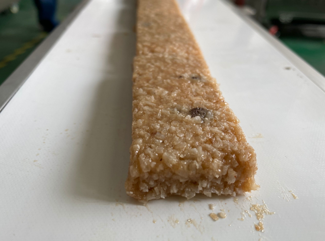 Automatic Small Protein Bar Extruder Machine , Energy Bar Production Line 220V