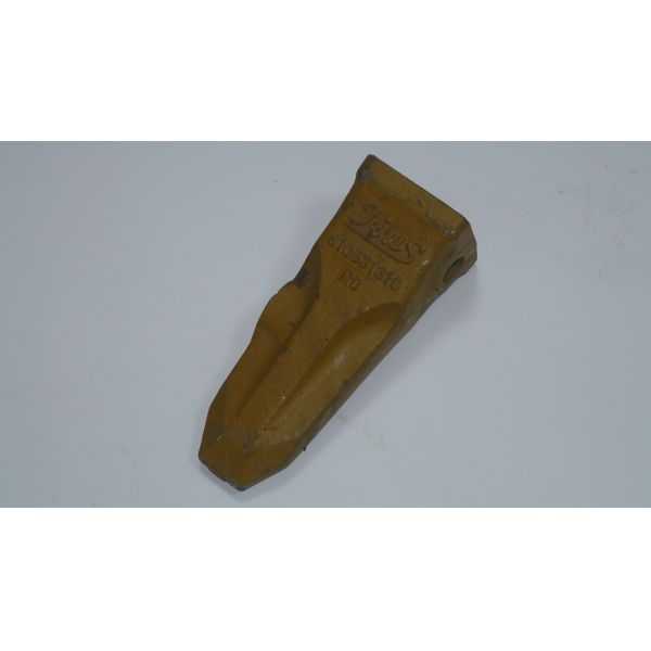 61Q6-31310 Heavy Duty Bucket Teeth Yellow / Black Teeth For Excavator Bucket R210